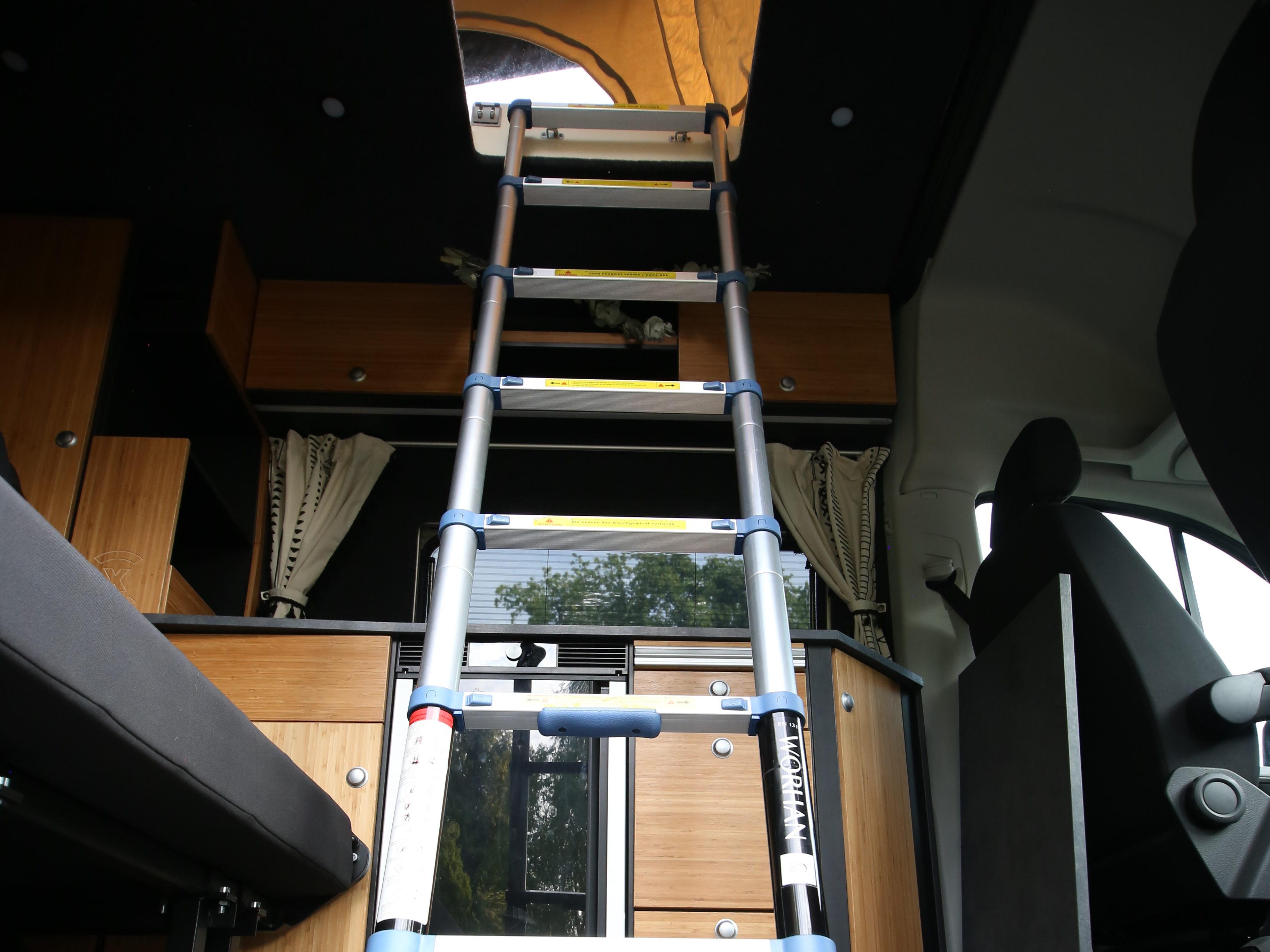 Teleskopleiter im VW Crafter